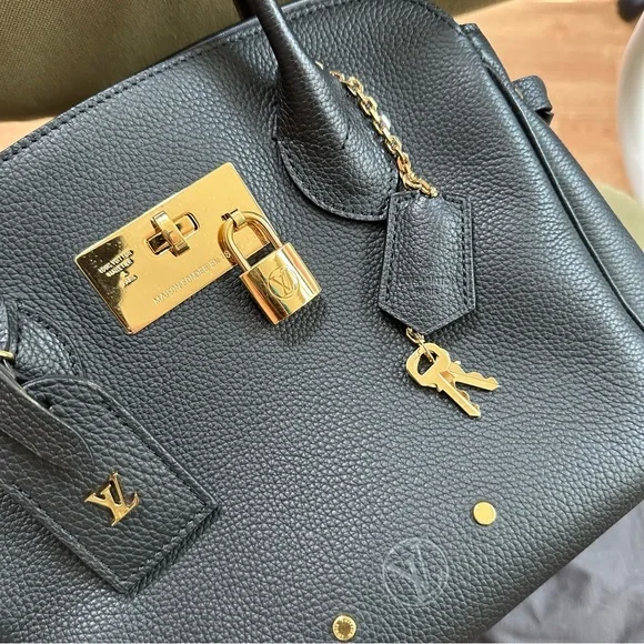 Louis Vuitton Veau Nuage Milla PM - Picture 13 of 13